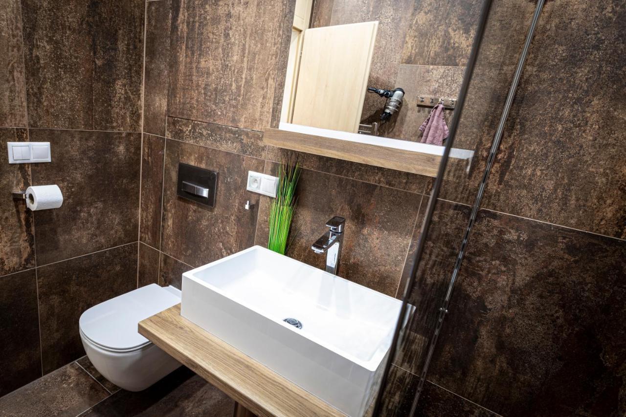 Moderny Apartman Swen S 2 Terasami タトランスカ・ ロムニツァ エクステリア 写真